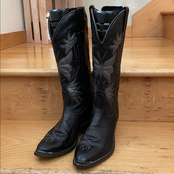 Boulet Shoes - Boulet|Vintage |Black/Silver |Stitched Detailed |Western |Cowboy Boots |Size 7.5